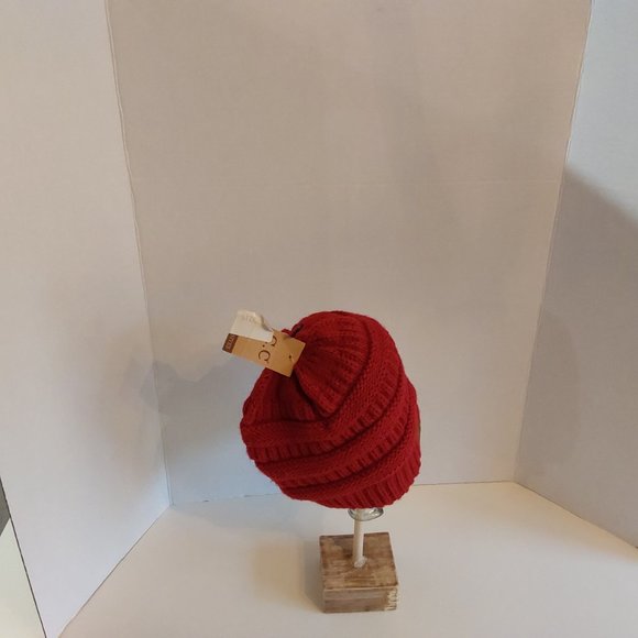 CC Beenie Red Size One Size Fits All New With Tags - Picture 2 of 6